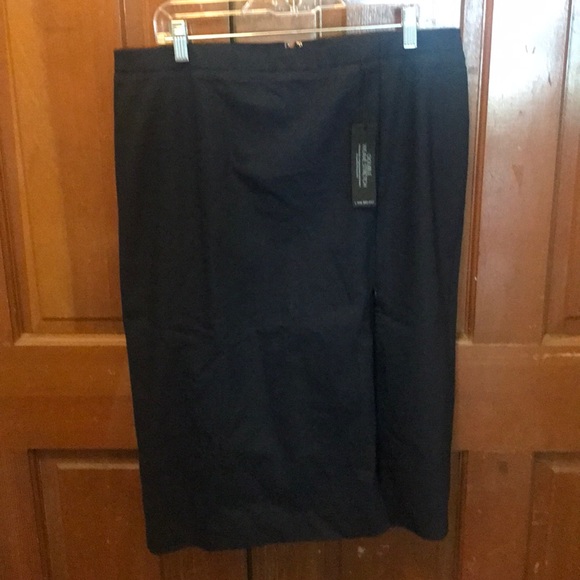 Clothes - Picture 1 of 4